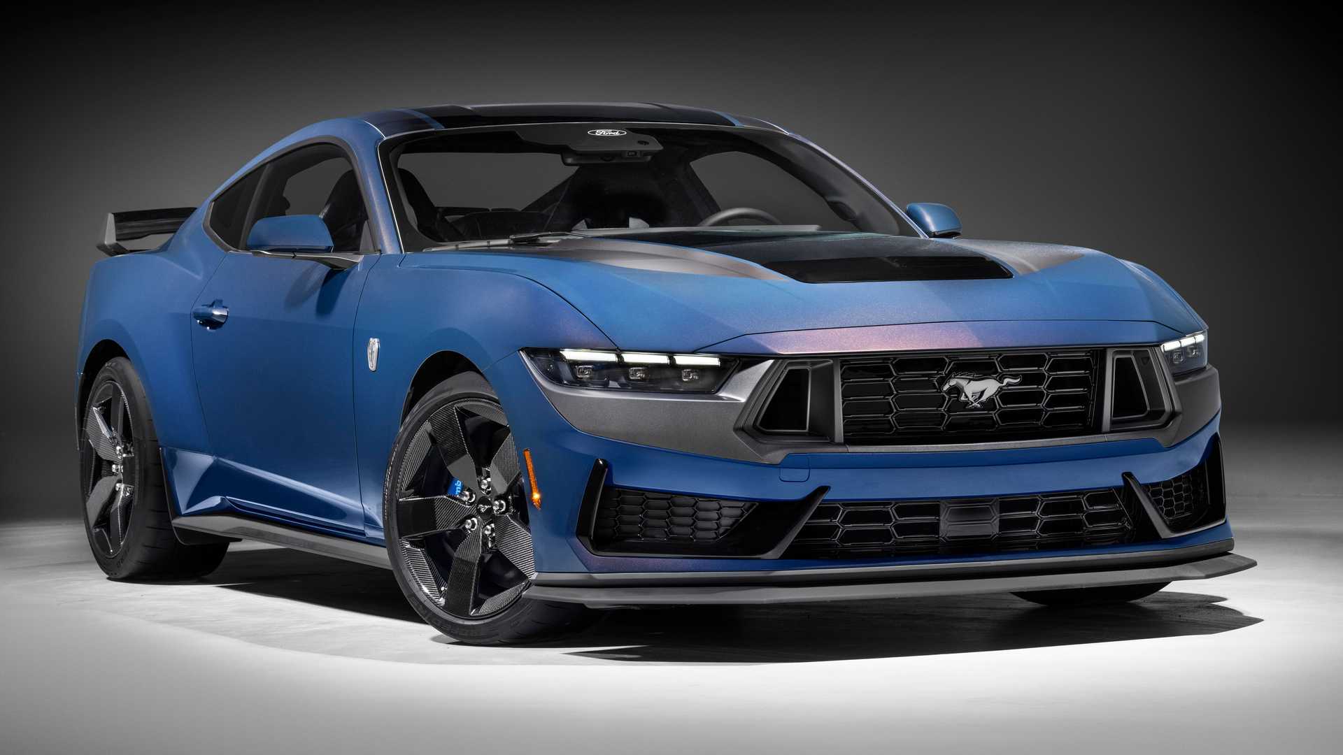 Mustang Dark Horse
