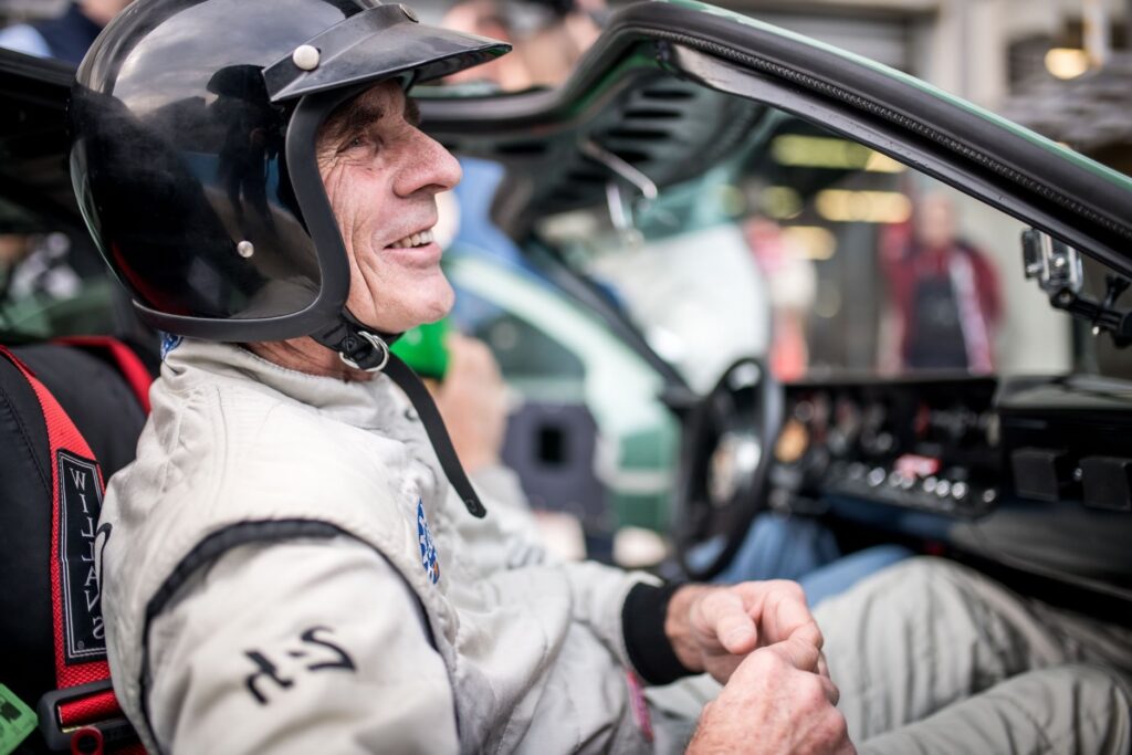 Peter Miles pilote